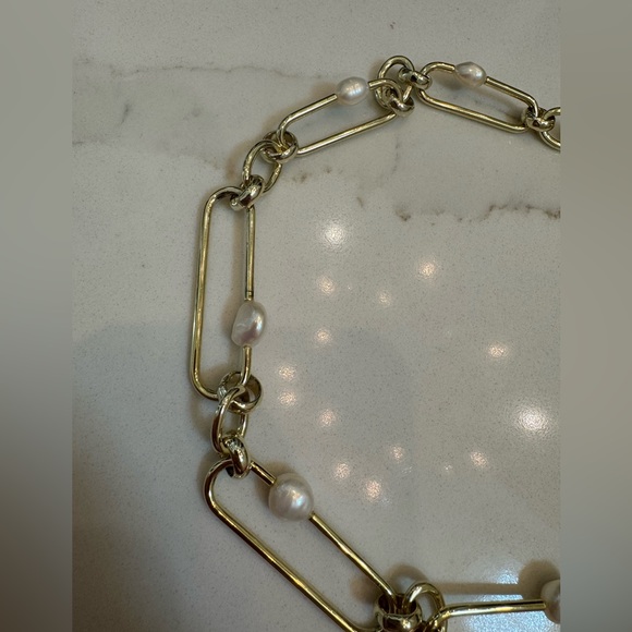 Kendra Scott chunky gold necklace with pearls NWT - Picture 5 of 6